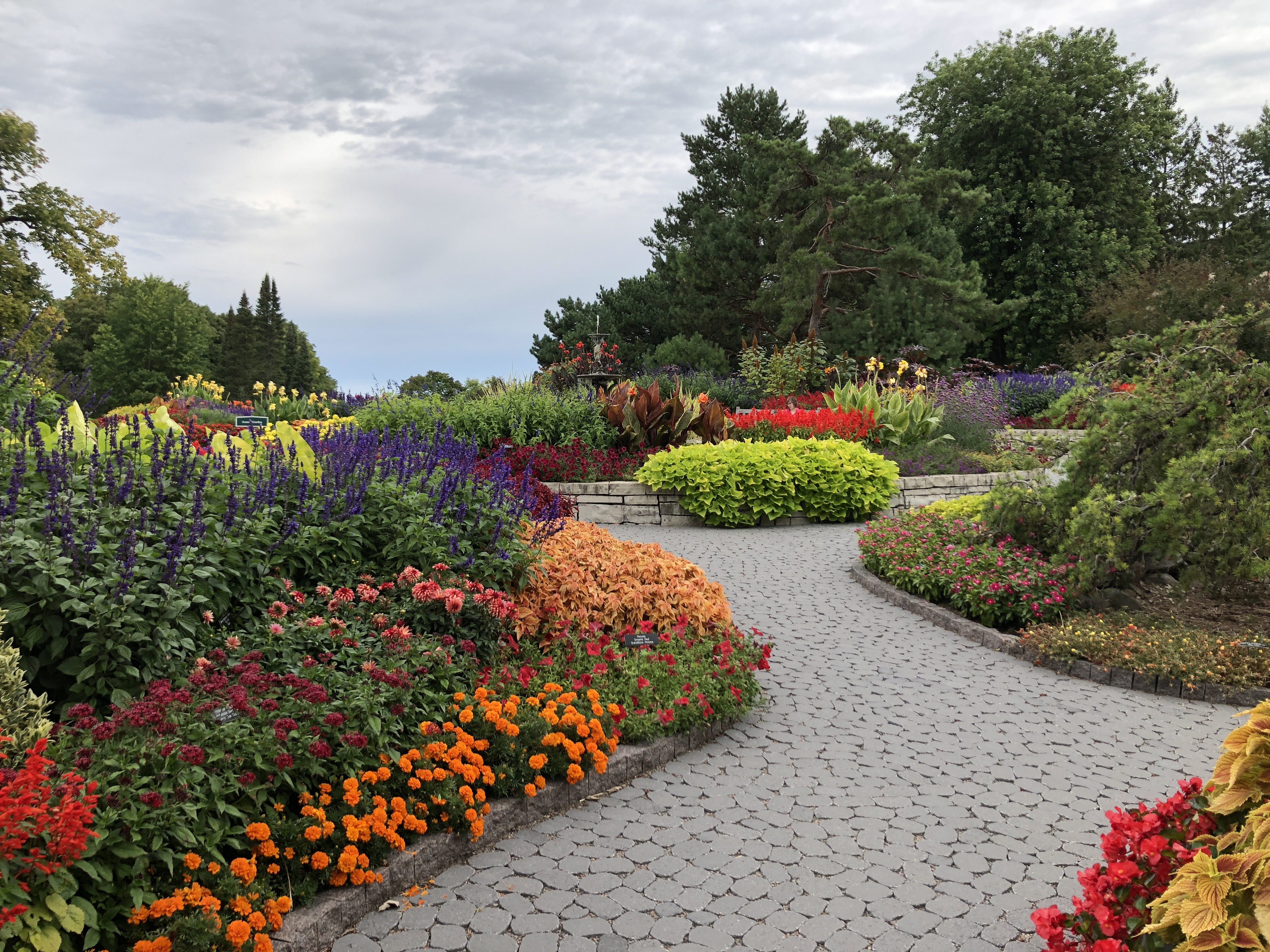 Minnesota Landscape Arboretum — Oct 1, 2026 (2)